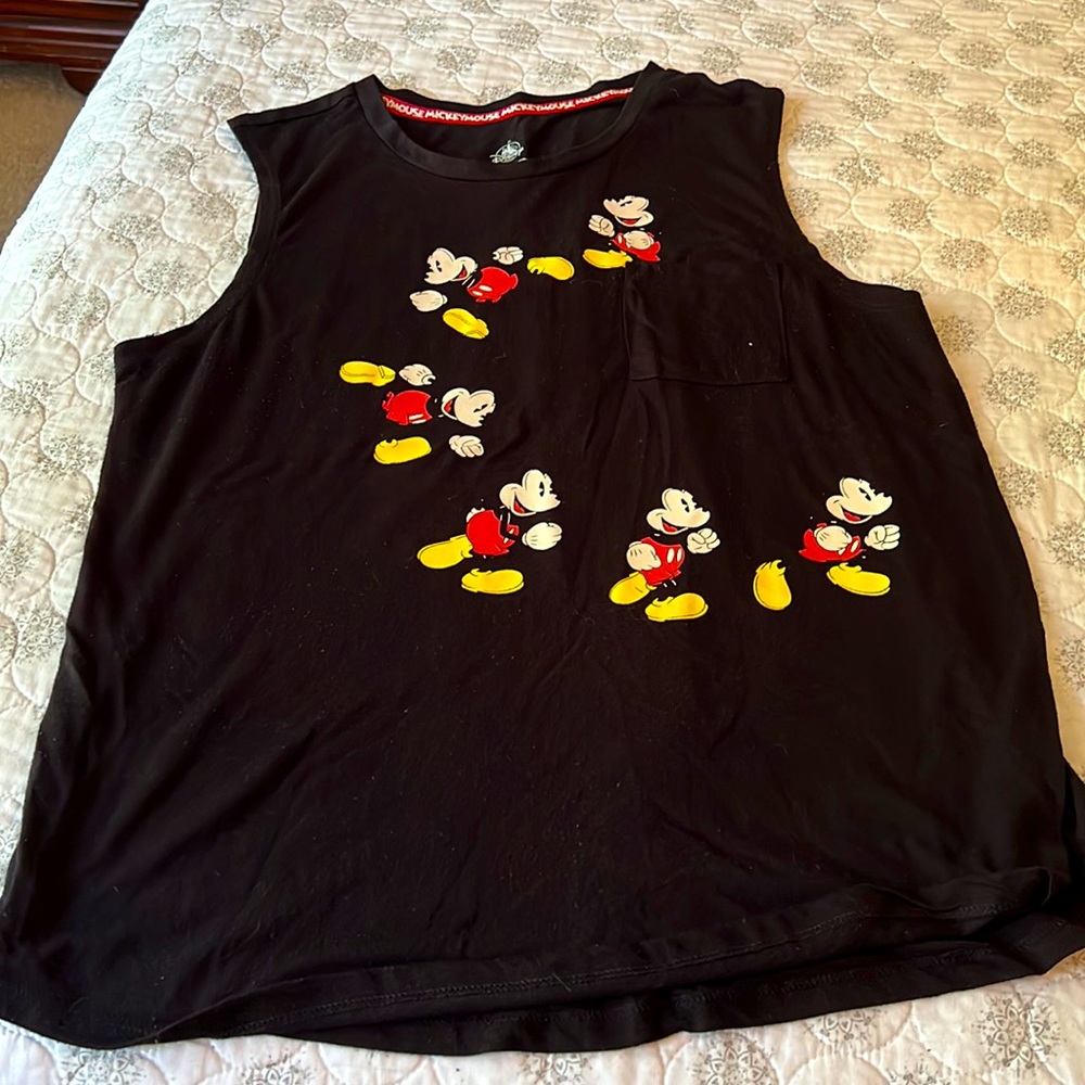 Size XL Mickey Disney black tank top